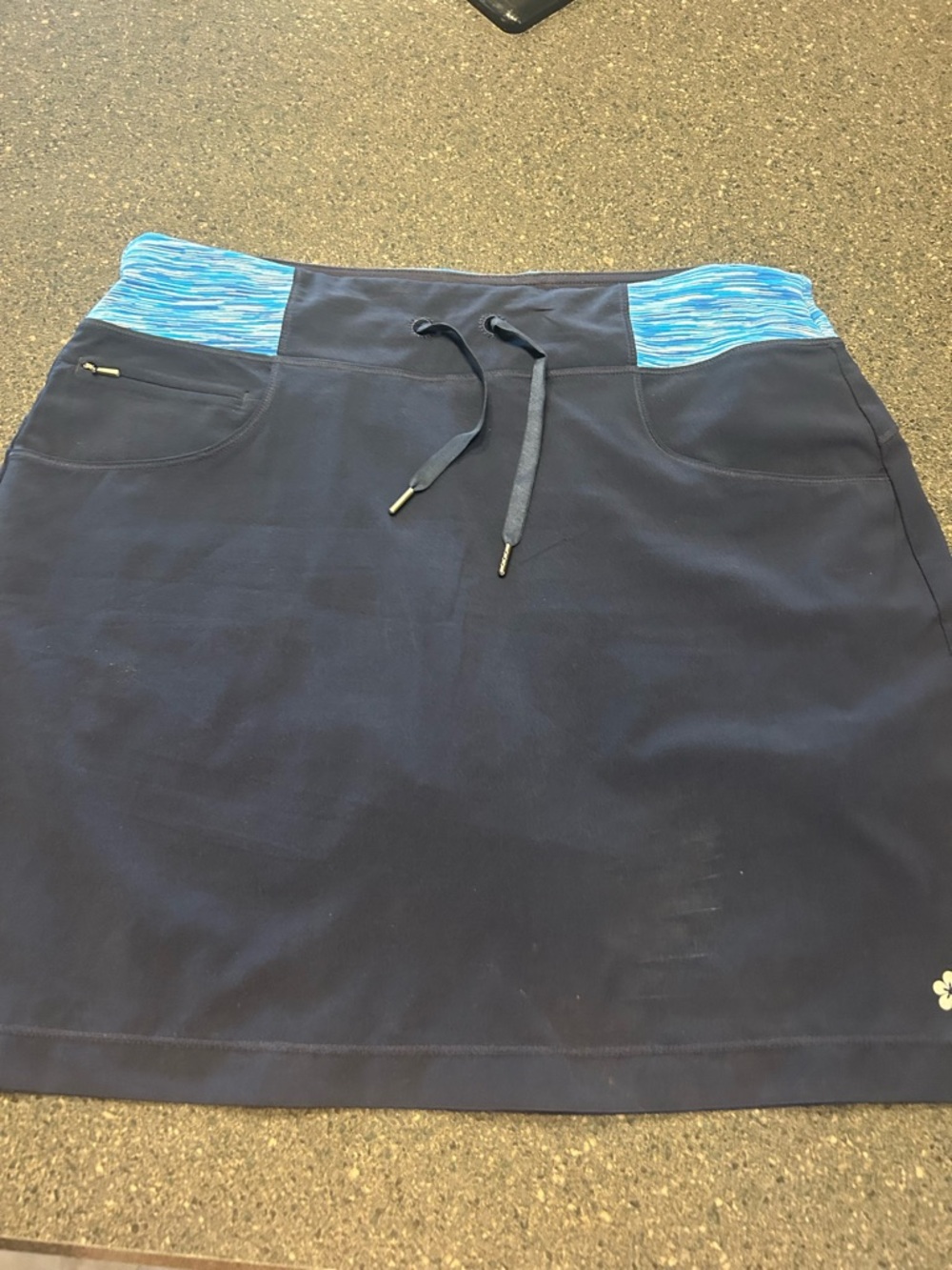 Navy Athletic Drawstring Skort with light Blue Waistband